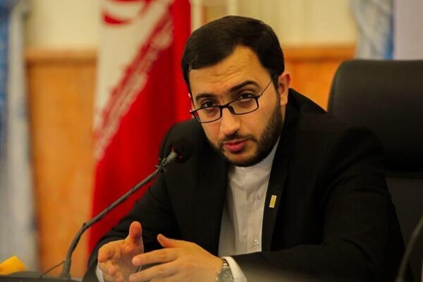 دلیل عدم حضور مجید مجیدی در جشنواره فیلم فجر/کدام کتاب در اختیار رئیس جمهور قرار گرفت؟