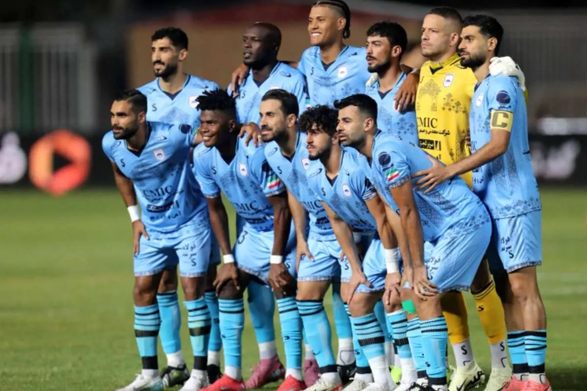 حمله ستاره های ازبکستانی پرسپولیس به سنگ برزیل