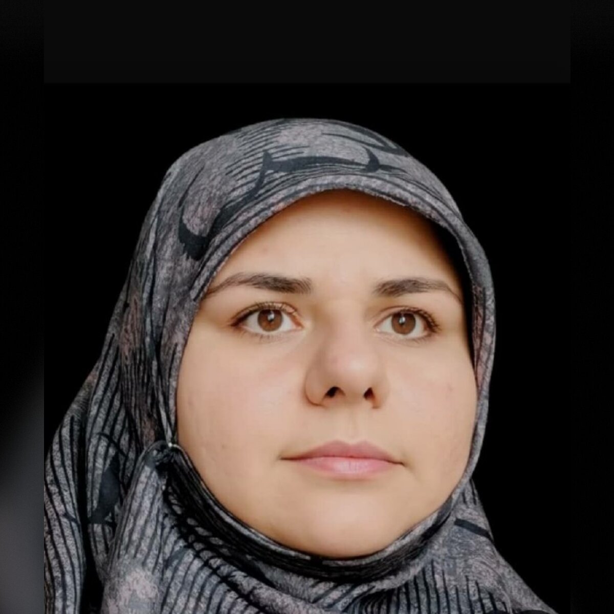 گرد و غبار میمون: فریاد شجاعانه در شکل روایی آشفته