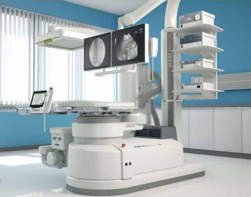 ورود پیشرفته ترین دستگاه سنگ شکن به بیمارستان شریعتی اصفهان