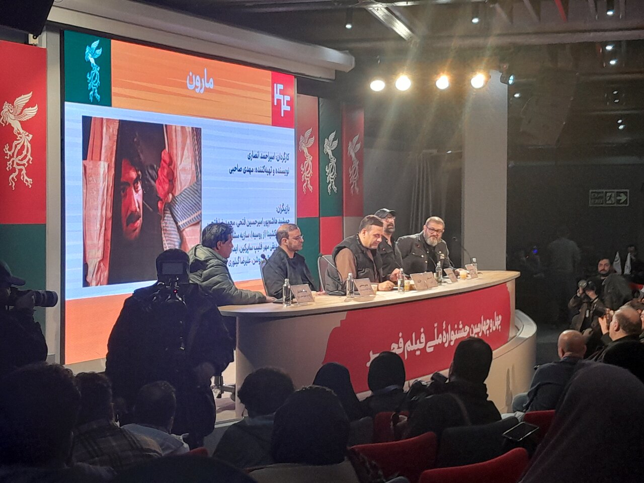 روایت سال های هدایت الله طیب در آمریکا / می خواستیم نگاهی متفاوت به ژانر بیوگرافی بیاوریم.