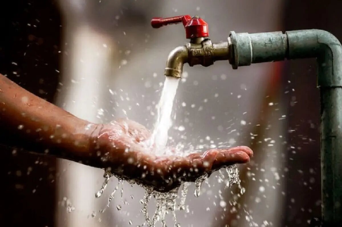 خدمات 24 ساعته به مدت 40 سال؛ از قنات تا پالایشگاه، از بیماری تا سلامت