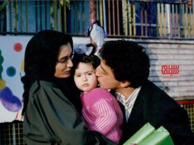 آتنه فقیه نصیری 23 ساله در دومین فیلم خود با علیرضا خمسه بازی می کند. سال 70