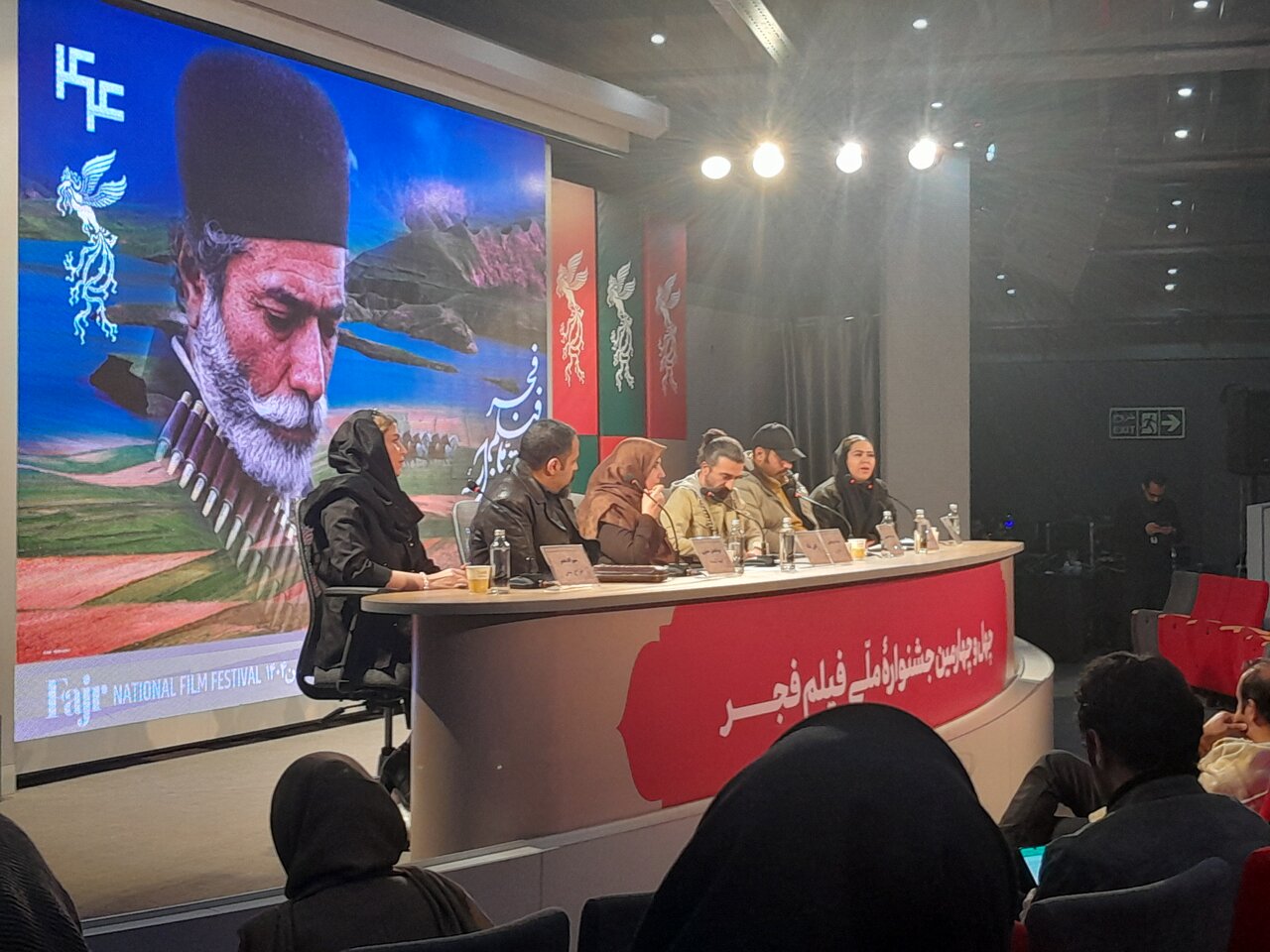 تهیه کننده رقص بد: حبیب ولی نژاد و هادی حکازی فر فریب شیطان را خوردند/ابوالفضل صفری توضیح داد که سرنوشت مهدی چه شد.