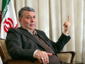 محمدصدر: باید مذاکره کنیم/امام با پذیرش تصمیم ایران را نجات داد