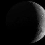 عکس ناسا از روز پیدا شدن قمر مرموز زحل