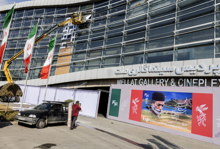 وقتی سینما تحت فشار سیاست/سینما، جشنواره ها و یک دوقطبی بی معنی است