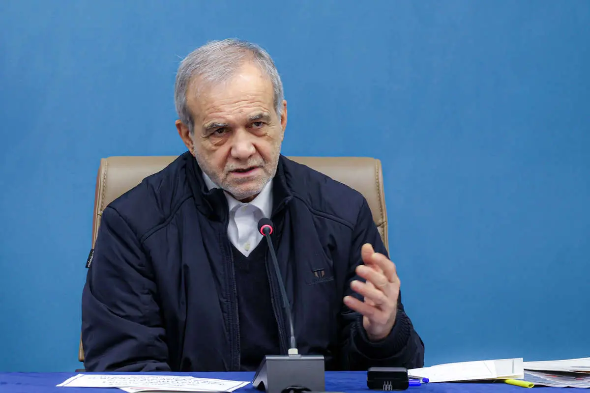 پزشکان: امیدوارم سال آینده با قطعی برق و گاز طبیعی مواجه نشویم