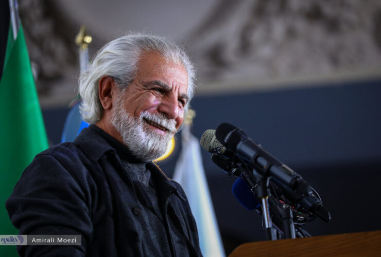 دبیر جشنواره فیلم فجر: سینما جای قطب بندی سیاسی نیست/ جای رخشان بنی اعتماد و مسعود کیمیایی در سینما خالی است.