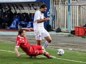 جلسه اضطراری بازیکنان پرسپولیس در باشگاه; مشکل چیست؟