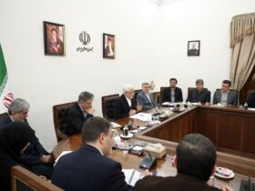 عارف از خدمات پرسنل پزشکی به مصدومان و حادثه دیدگان قدردانی می کند