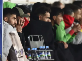 نیمکت پرسپولیس