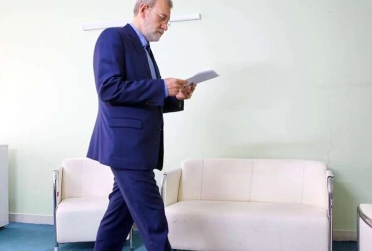 لاریجانی عازم مسقط شد/برنامه های دبیر شورای عالی امنیت ملی عمان
