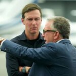 کیهان: آمریکا از ترس واکنش ایران اعلام کرد که ویتکاف و کوشنر در آبراهام لینکلن هستند.