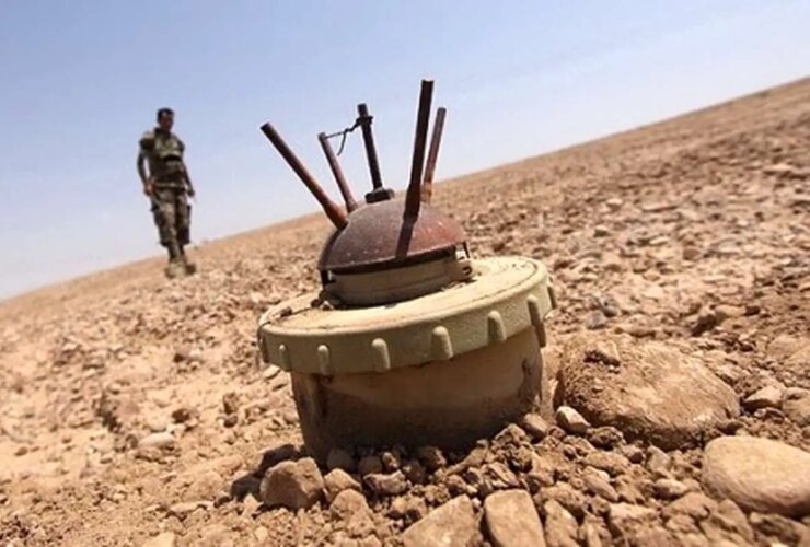 یک پسر 13 ساله بر اثر انفجار مین در دهلران جان باخت