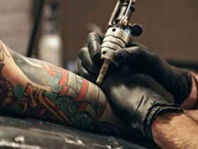 هشدار خالکوبی زمانی که جوهر زیر پوست باقی می ماند