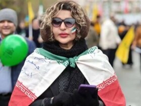 زنان شرکت کننده در راهپیمایی 22 بهمن به عنوان بخشی از تصاویر تلویزیونی