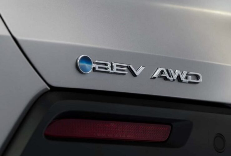 تویوتا هایلندر 2027