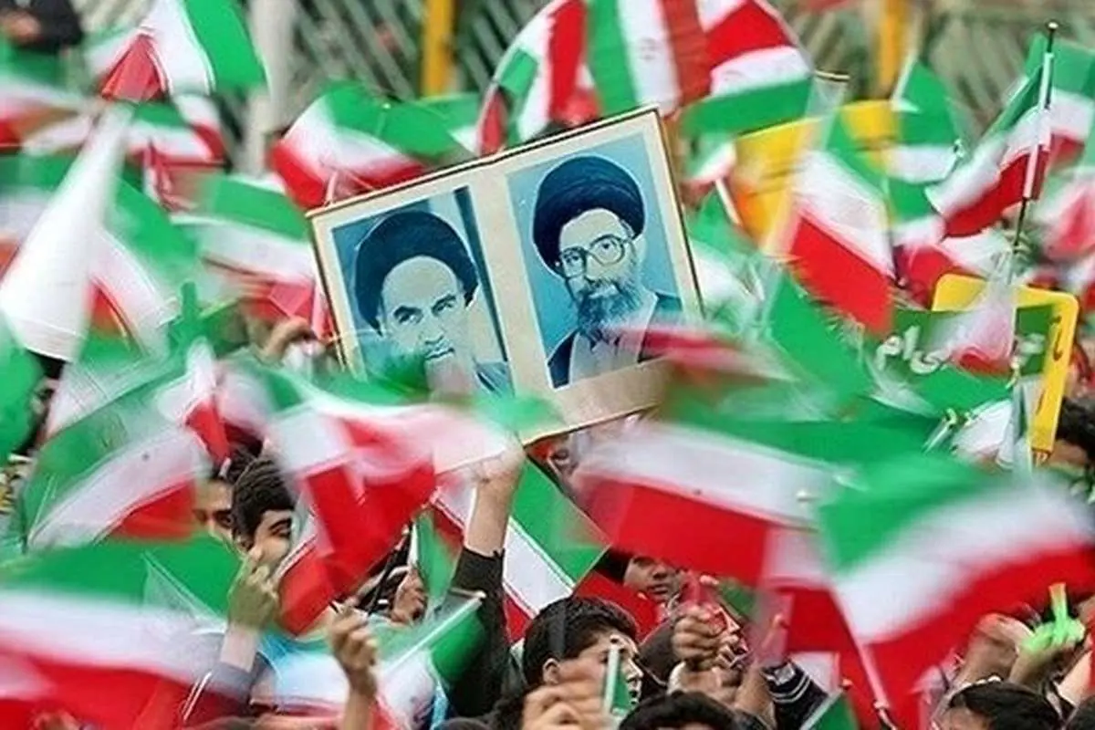 تصاویری از راهپیمایی مردم پایتخت در 22 بهمن