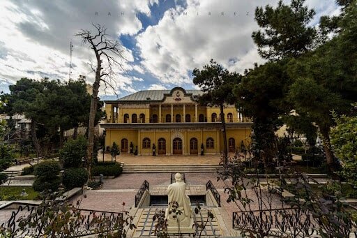 آخر هفته کجا برویم؟/ از گلستان تا نیاوران; سفر به قلب تاریخ در پایتخت / معرفی 10 قصر و کاخ برای یک سفر زمستانی 