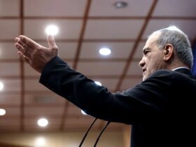 زیدآبادی: آقای شریعتمداری اینگونه صحبت کردن در مورد بیمار فقط به ضرر پزشکان است.