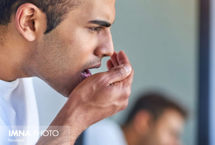 آیا سنگ لوزه با بوی بد دهان مرتبط است؟