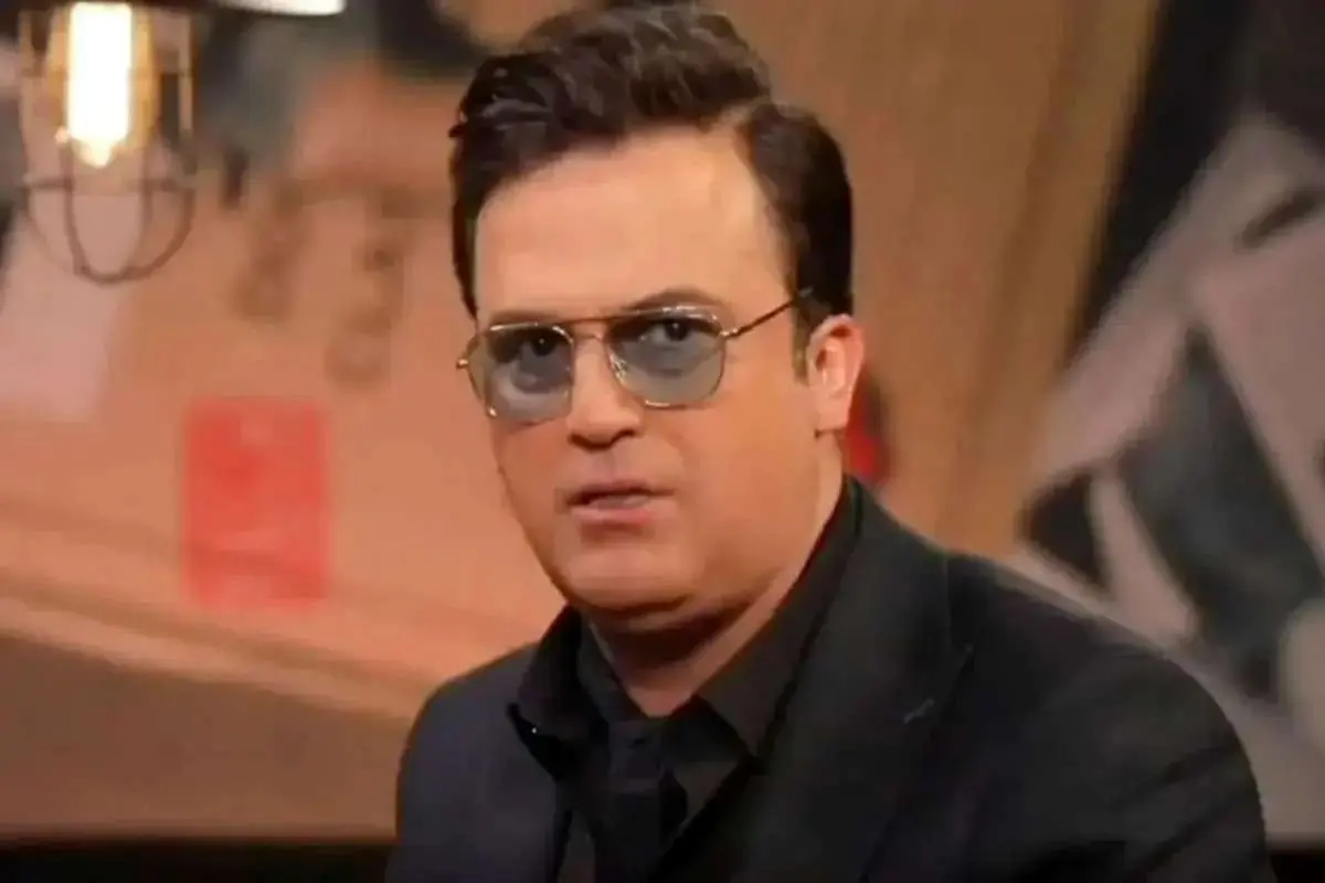 حامد ترانه خداحافظی خواند / من دستفروشم اما کمدی هرگز!