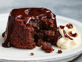 کیک شکلاتی داغ؛ بمب شکلاتی خوشمزه! 8 کیک شکلاتی داغ