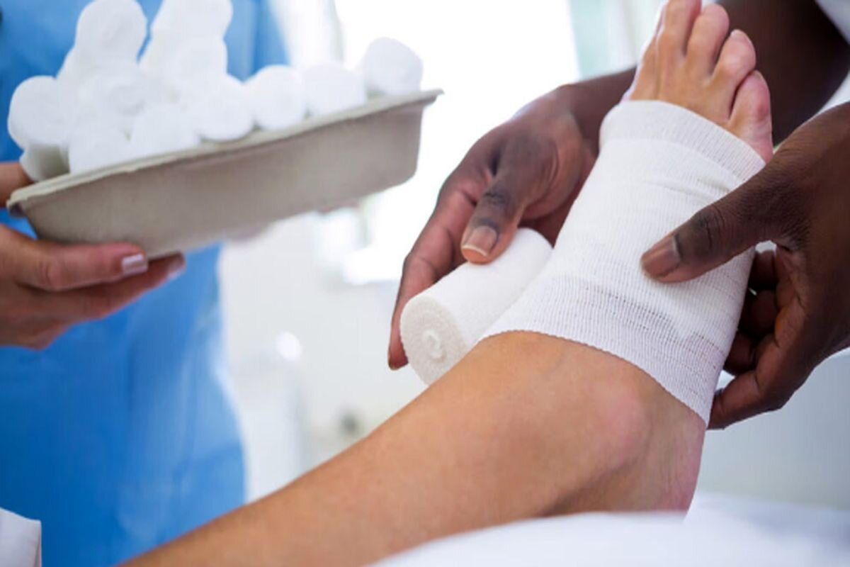 اورژانس؛ ثانیه های طلایی در خط مقدم نجات جان هستند 4 اورژانس؛ ثانیه های طلایی در خط مقدم نجات جان هستند