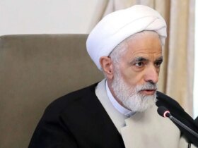معاون امداد و نجات: شاید طوری رفتار کردیم که همه دنیا علیه ما هستند