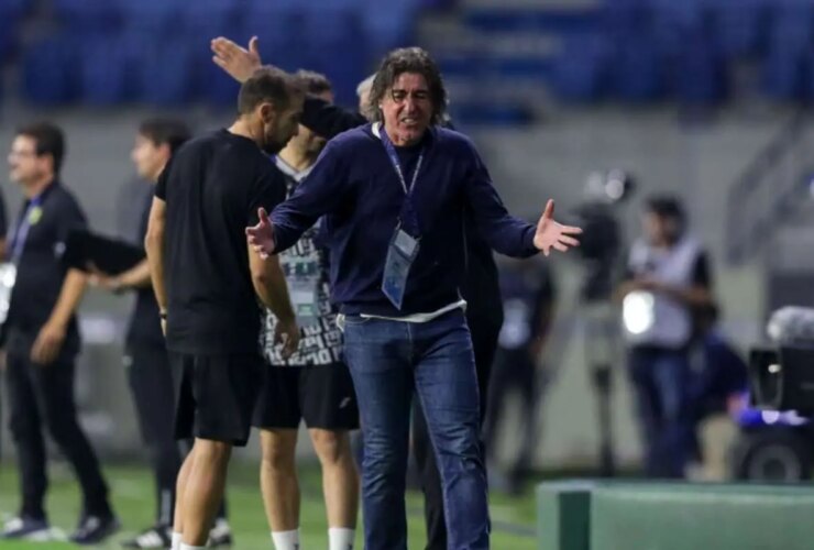 دو طرفدار مستقل ساپینتو