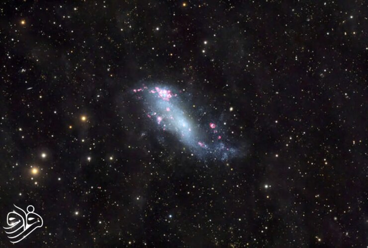 عکس روز ناسا با ستاره های قرمز آتشین در قلب سحابی