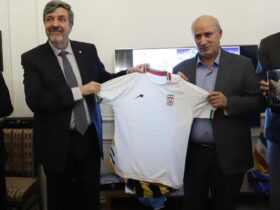 اروگوئه به دنبال بازی دوستانه با تیم ملی فوتبال ایران است؟