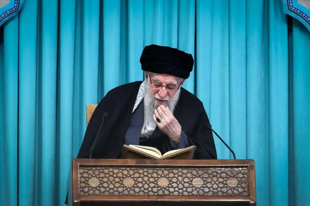 تصاویری از دیدار رهبر انقلاب با انس و قرآن عصر امروز 1 تصاویری از دیدار رهبر انقلاب با انس و قرآن عصر امروز