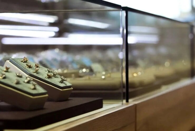 قیمت امروز طلای 18 عیار جمعه 10 اسفند 1404 است 21 قیمت امروز طلای 18 عیار جمعه 10 اسفند 1404 است