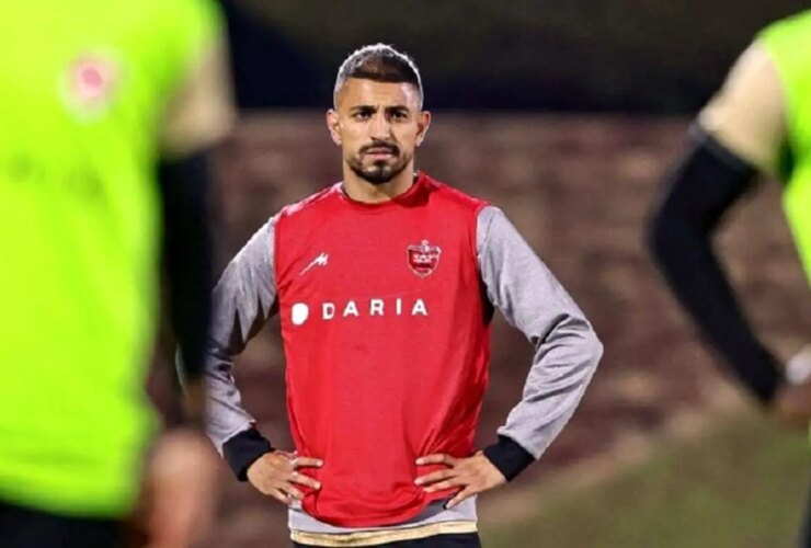 غیبت ستاره پرسپولیس در آستانه بازی خیبر 14 غیبت ستاره پرسپولیس در آستانه بازی خیبر