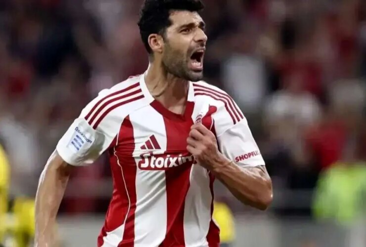 طارمی در ترکیب اصلی المپیاکوس مقابل پانتولیکوس