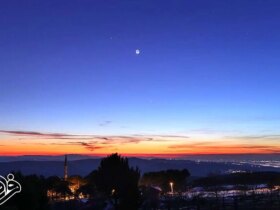 رقص ماه و سیارات در گرگ و میش زمستان