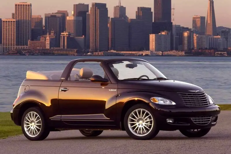 عجیب ترین ماشین های دنیا; SUV باز، کوپه شیشه ای و بنز شش چرخ 11 کرایسلر پی تی کروزر کانورتیبل