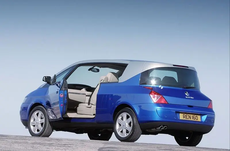 عجیب ترین ماشین های دنیا; SUV باز، کوپه شیشه ای و بنز شش چرخ 12 رنو آوانتیم