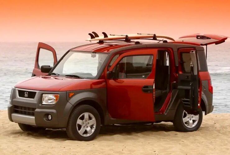 عجیب ترین ماشین های دنیا; SUV باز، کوپه شیشه ای و بنز شش چرخ 29 عنصر هوندا