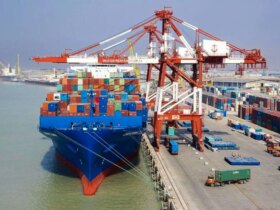 مخالفت با توقف حرکت کشتی ها به بنادر ایران 8 مخالفت با توقف حرکت کشتی ها به بنادر ایران