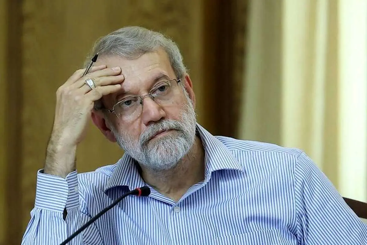 سفر علی لاریجانی به عمان معتبر نیست