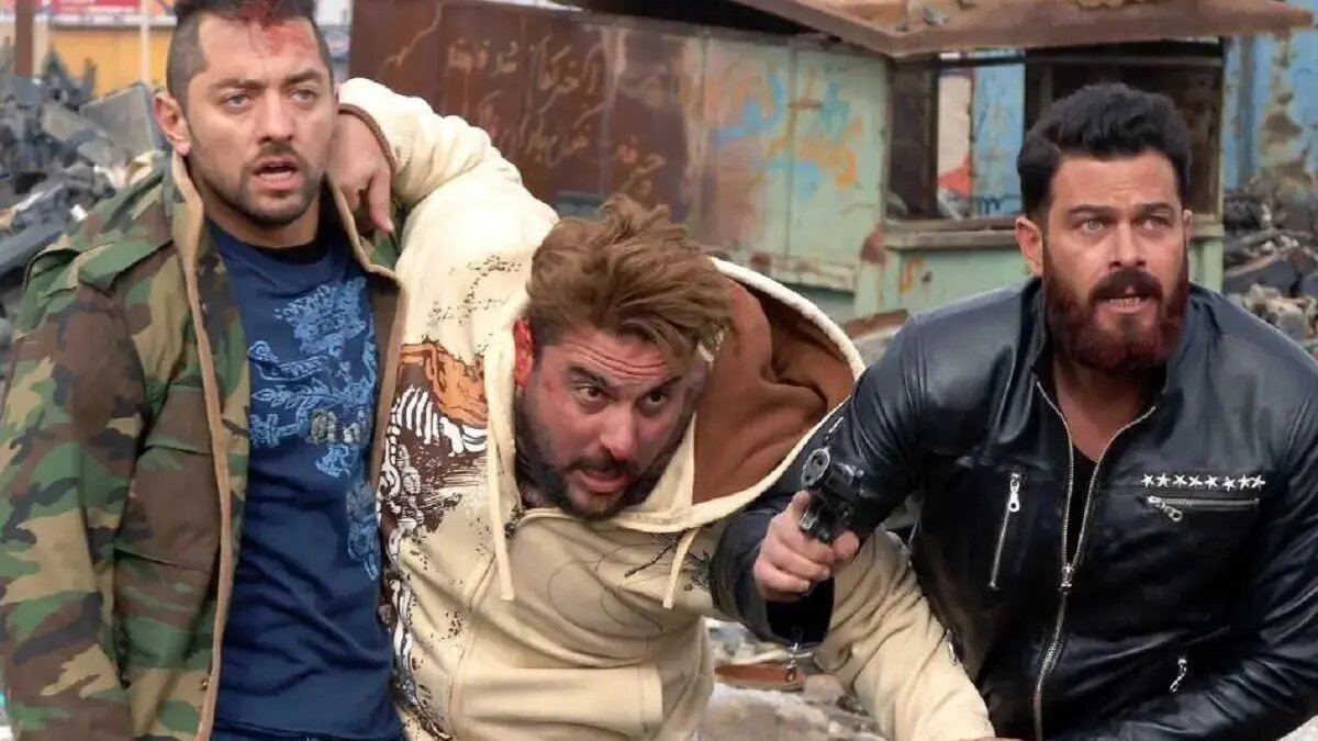 محسن کیایی، سحر دولتشاهی و بهرام رادان روی فرش قرمز جشنواره صباح