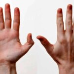چرا انگشتان انسان به این شکل است؟