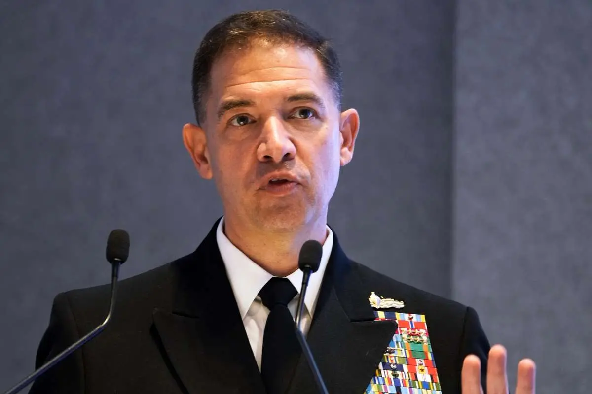 فرمانده سنتکام گزینه های نظامی احتمالی علیه ایران را به ترامپ ارائه می دهد