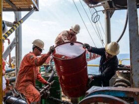 قیمت نفت امروز جمعه 17 اسفند 1404