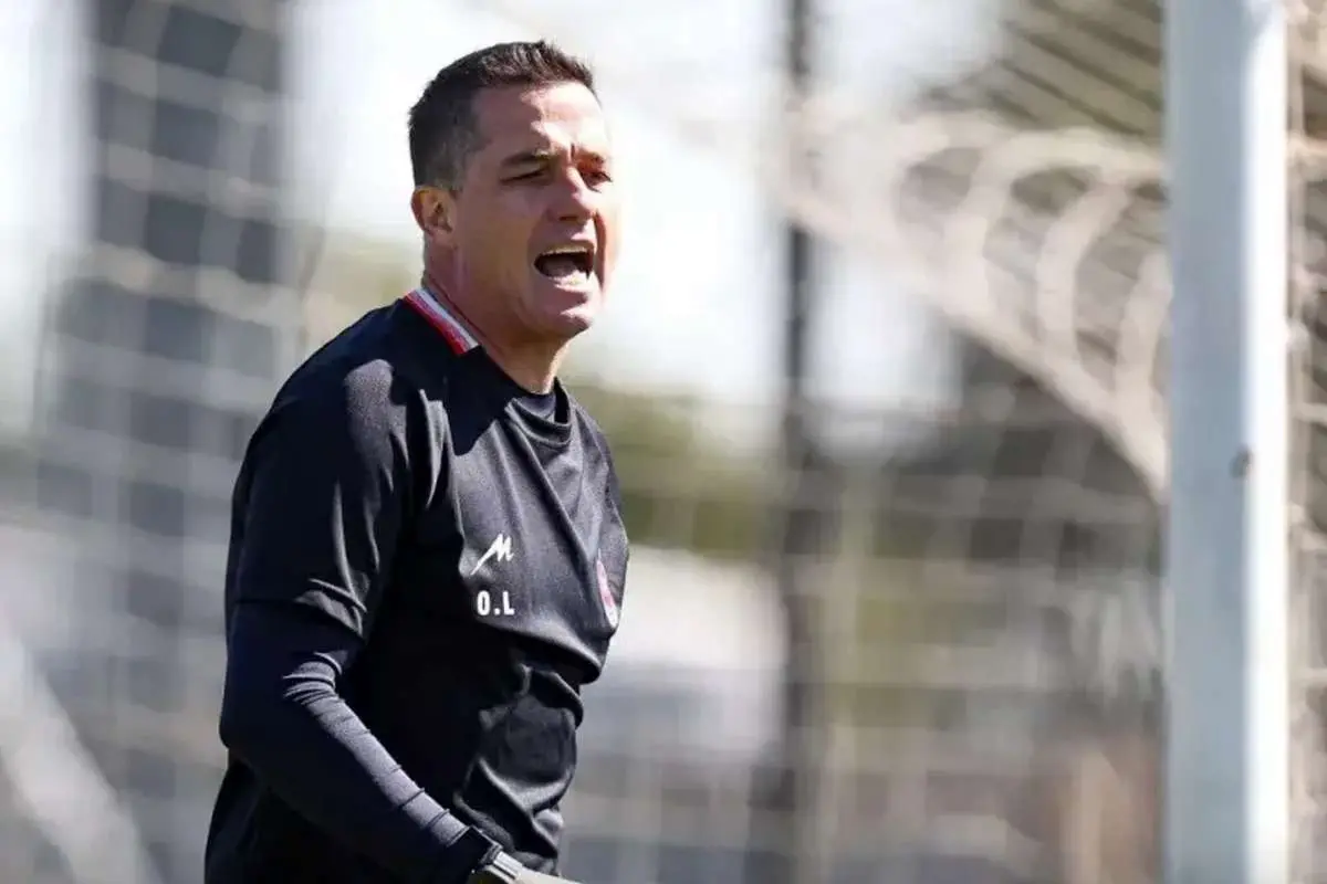 آخرین تمرین تاکتیکی شاگردان اسمار قبل از بازی با ذوب آهن 1 آخرین تمرین تاکتیکی شاگردان اسمار قبل از بازی با ذوب آهن