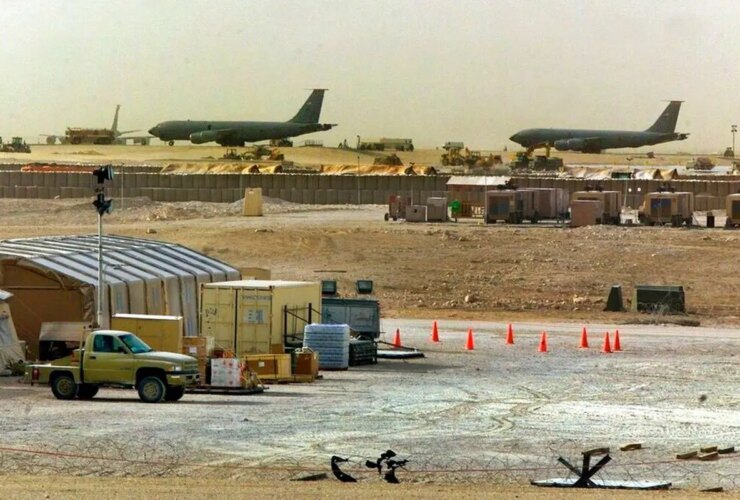 آمریکا بیشتر تجهیزات را از پایگاه العدید قطر خارج می کند 28 آمریکا بیشتر تجهیزات را از پایگاه العدید قطر خارج می کند