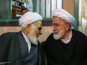 تصاویر; ناطق نوری و کروبی در مراسم ختم امام جمارانی 8 تصاویر; ناطق نوری و کروبی در مراسم ختم امام جمارانی